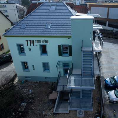 Pose et construction de garde-corps, clôture, balcon, terrasse, escalier